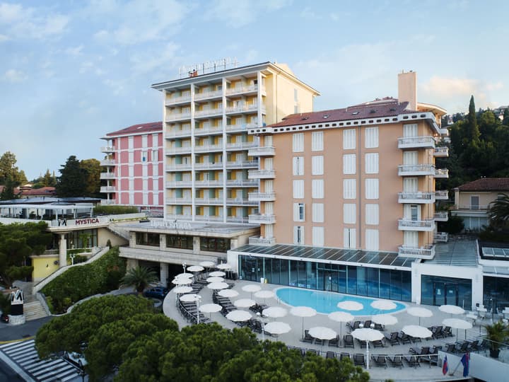 Hotel Riviera - LifeClass Hotels & Spa