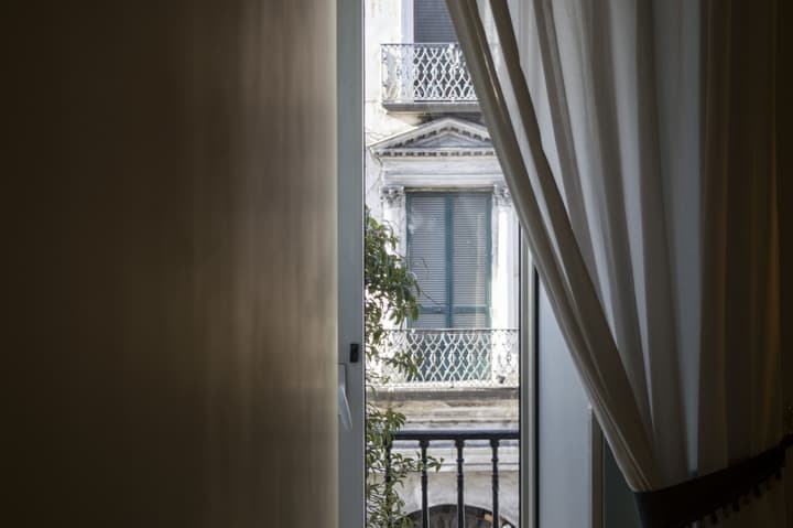Bonapace Porta Nolana B&B
