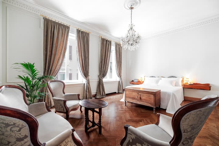 Hotel Locarno