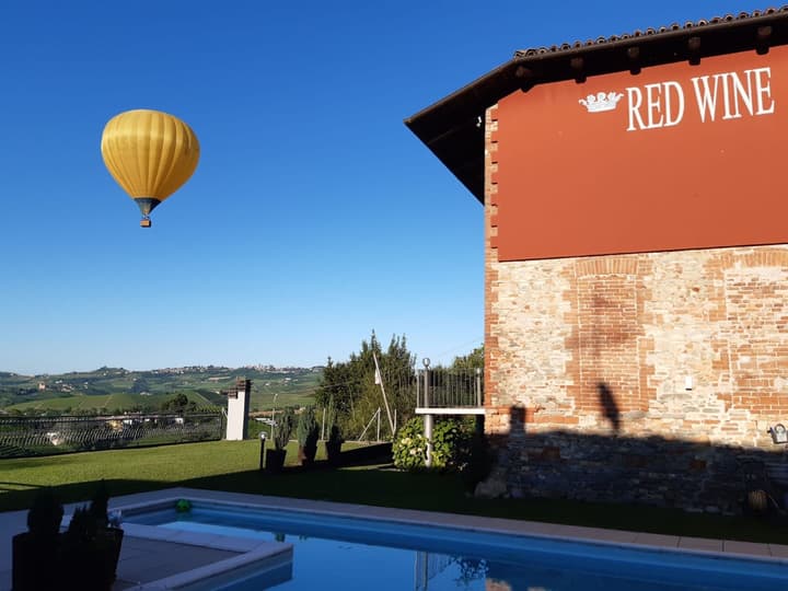 Red Wine - Guest House