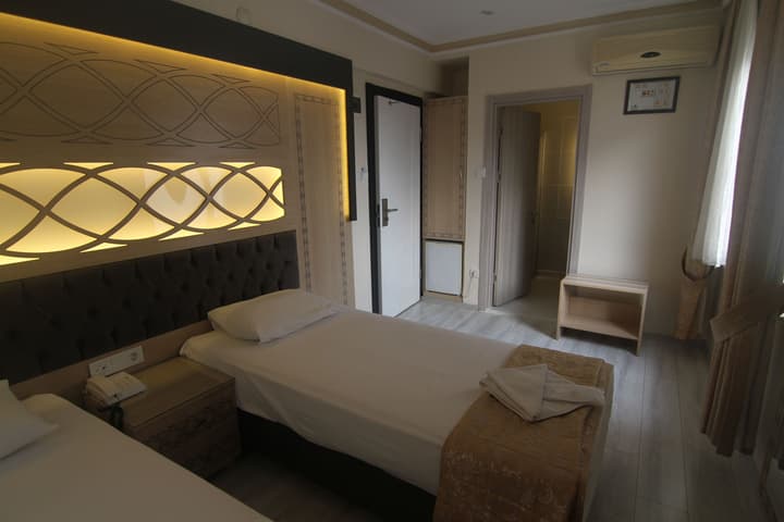 Hotel Grand Liza