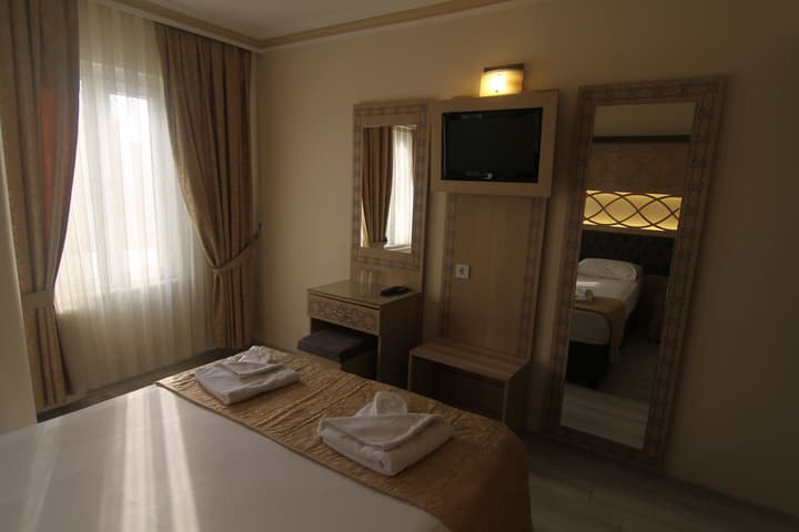 Hotel Grand Liza