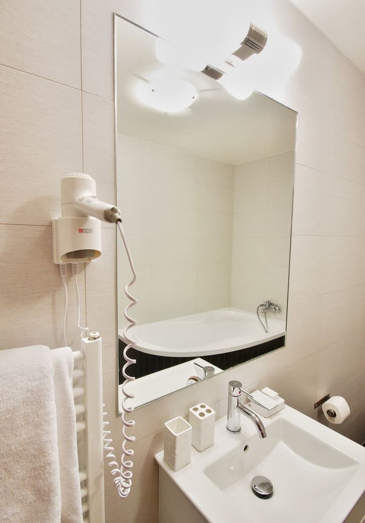 Hotel Adeba