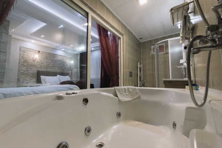 Melrose House Hotel