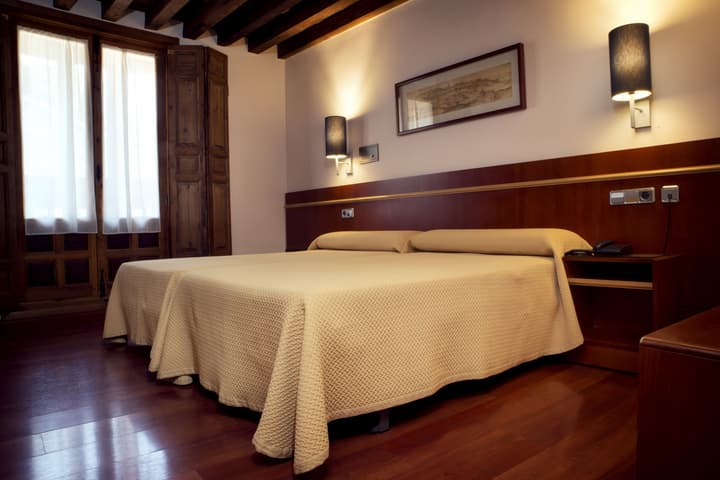 Hotel Santa Isabel
