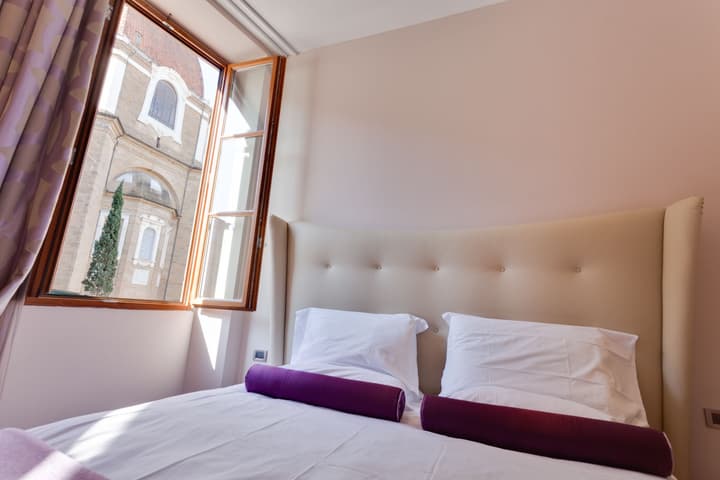 Solo Experience Hotel
