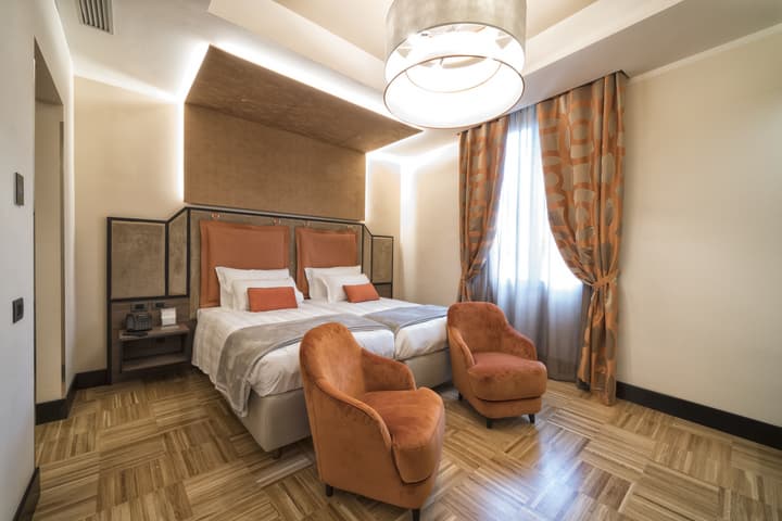 Solo Experience Hotel