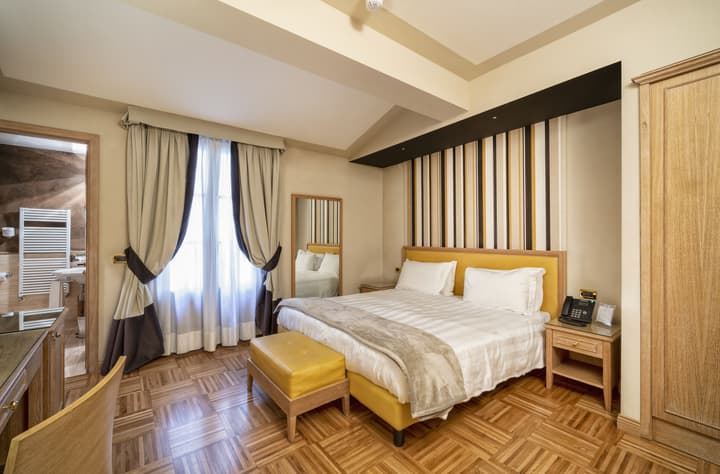 Solo Experience Hotel
