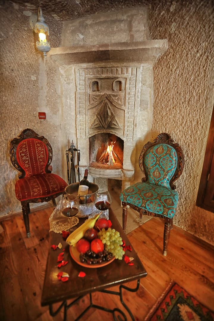 Traveller's Cave Hotel
