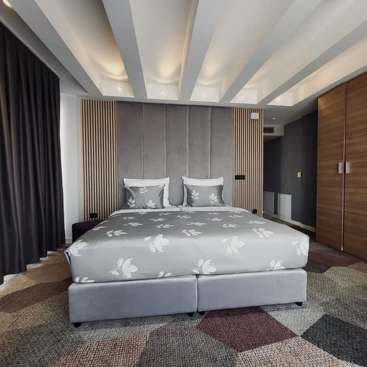 Hecco Deluxe Hotel