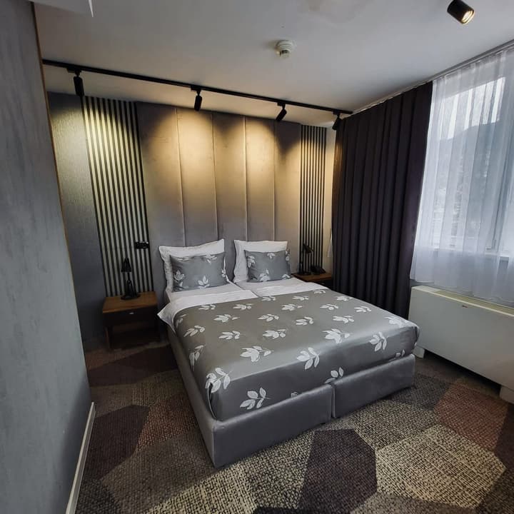 Hecco Deluxe Hotel
