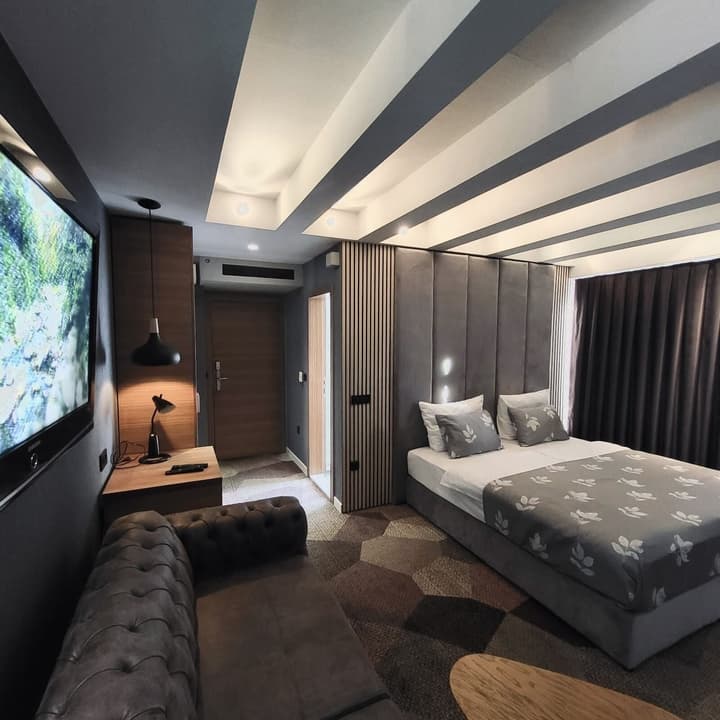 Hecco Deluxe Hotel