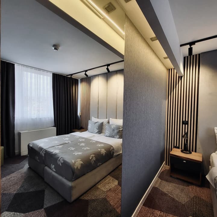 Hecco Deluxe Hotel