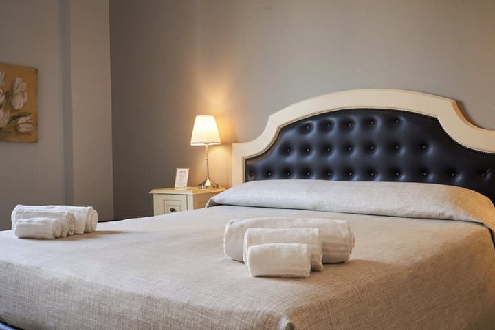 La Collegiata Guest House