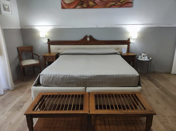 La Collegiata Guest House