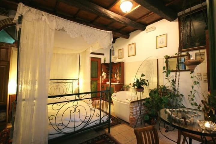 Ifigenia Rooms & Studios