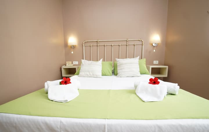 RF Astoria - Only Adults