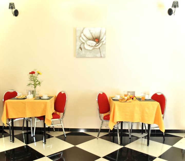 Hotel Columbia