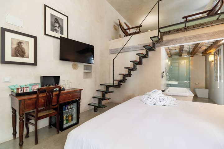 Boutique Hotel V-by Grupo Tribu