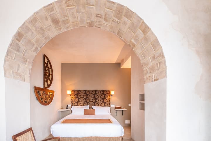 Boutique Hotel V-by Grupo Tribu