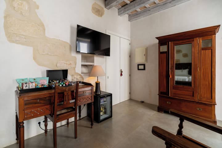 Boutique Hotel V-by Grupo Tribu