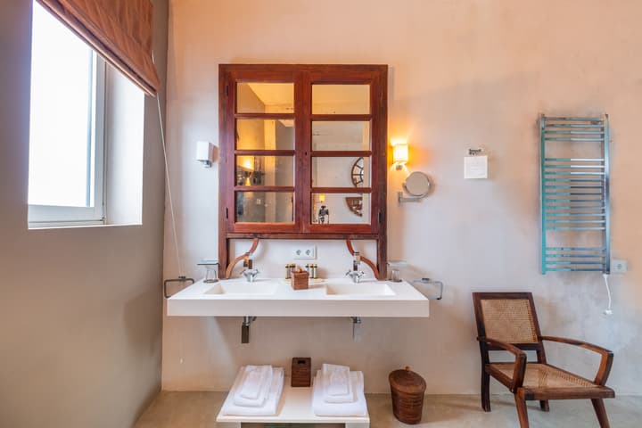 Boutique Hotel V-by Grupo Tribu