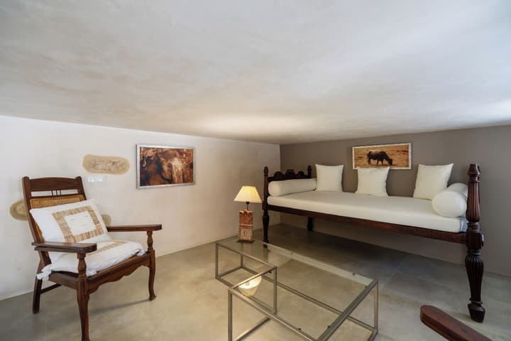 Boutique Hotel V-by Grupo Tribu