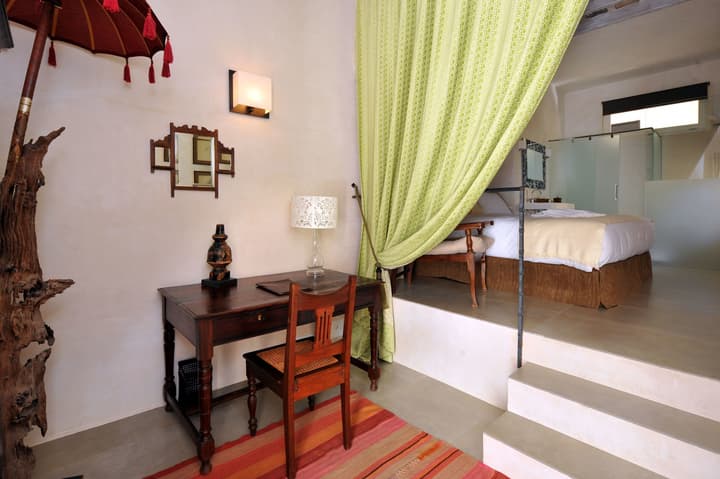 Boutique Hotel V-by Grupo Tribu