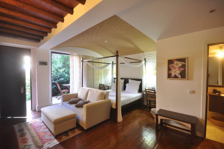 El Vino Hotel Suites - Special Class
