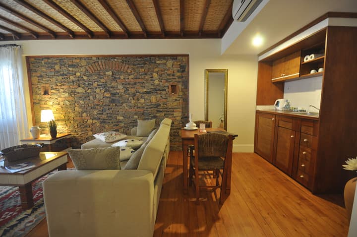 El Vino Hotel Suites - Special Class