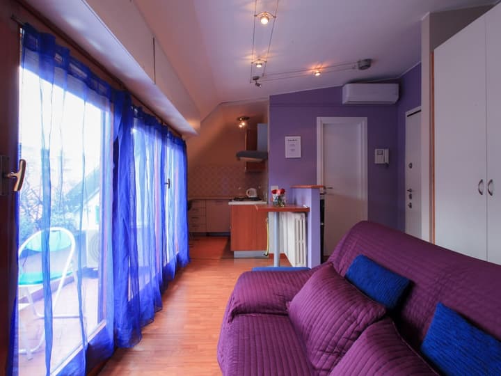 Residence House Aramis Down Town