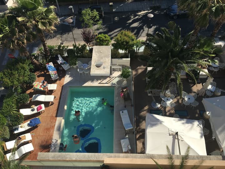 Hotel Select Suites & Spa / Apartments