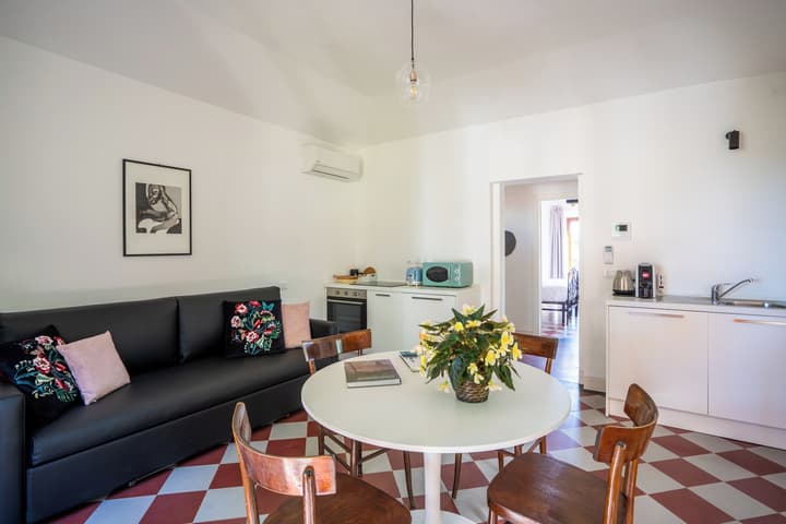 Hotel Select Suites & Spa / Apartments