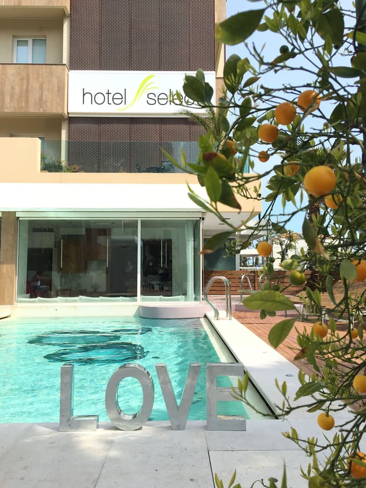 Hotel Select Suites & Spa / Apartments