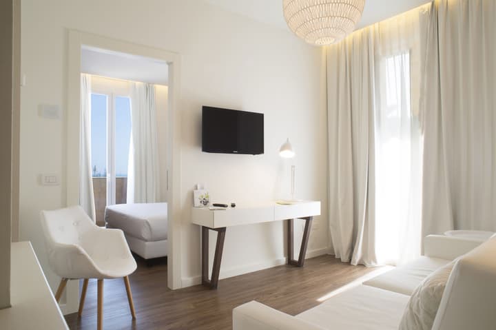 Hotel Select Suites & Spa / Apartments