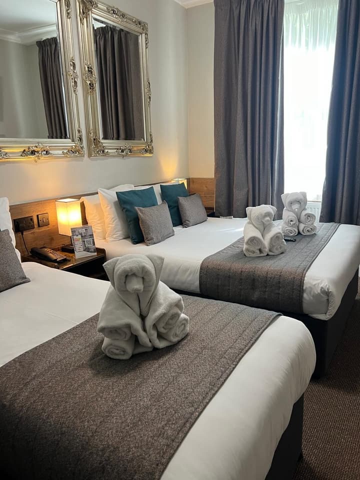 Tudor Court Hotel