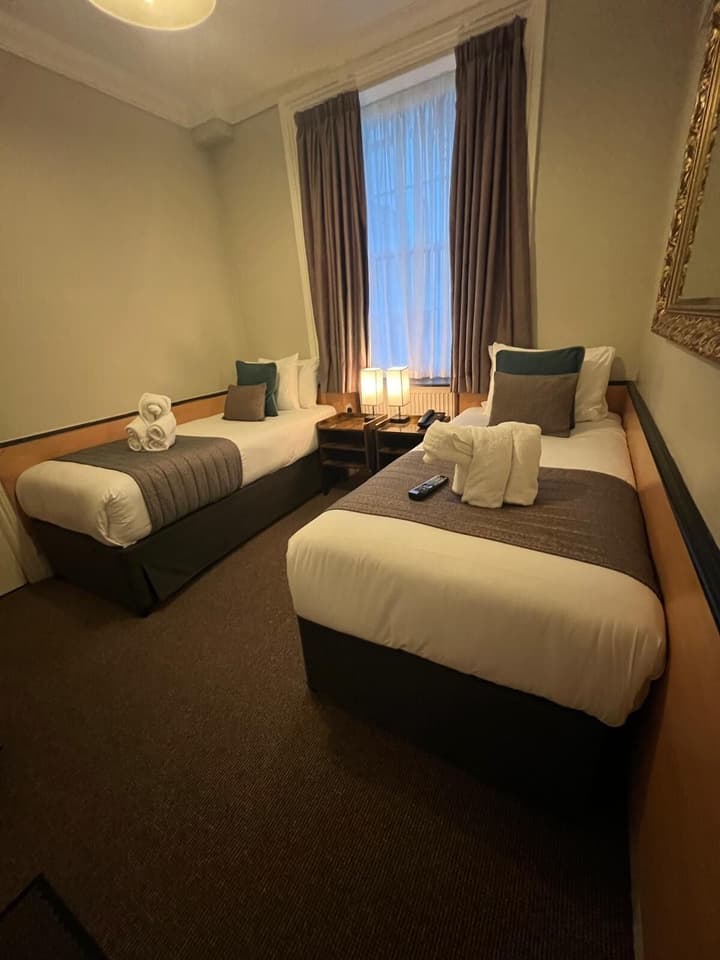 Tudor Court Hotel