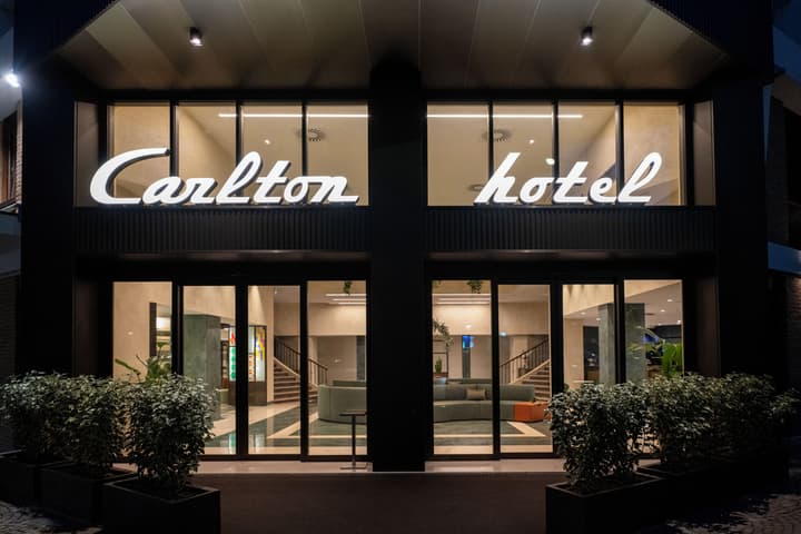 Carlton