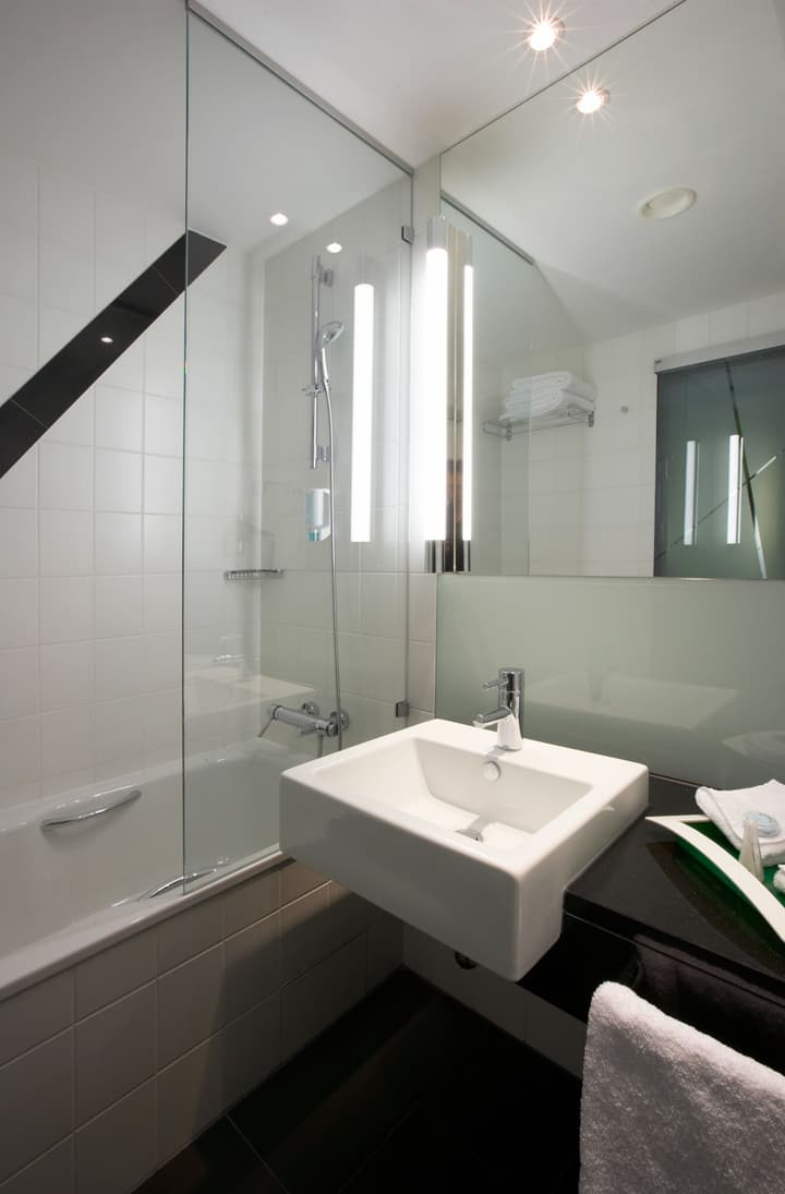 Holiday Inn Zurich - Messe by IHG