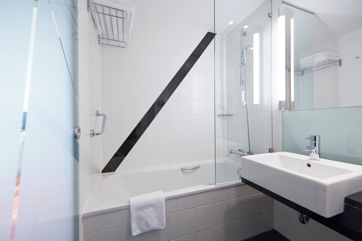 Holiday Inn Zurich - Messe by IHG