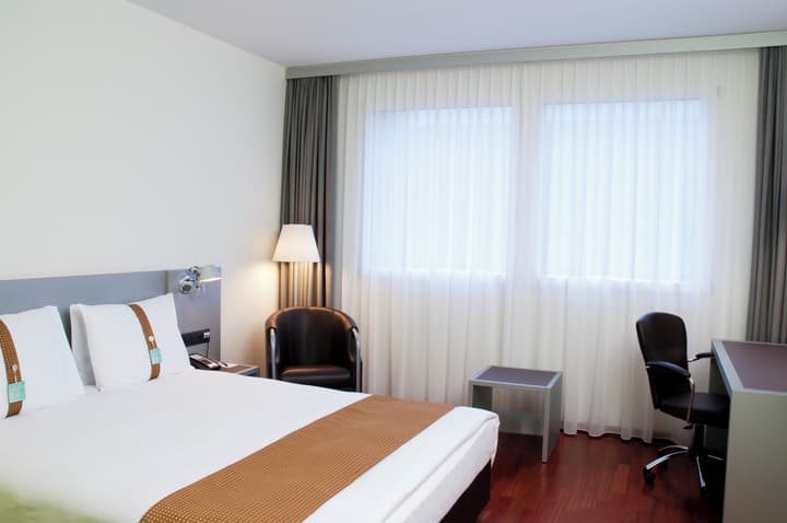Holiday Inn Zurich - Messe by IHG