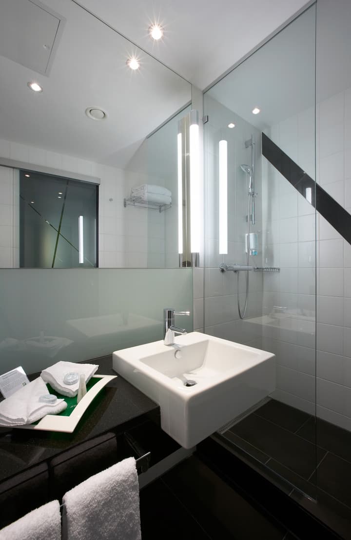 Holiday Inn Zurich - Messe by IHG