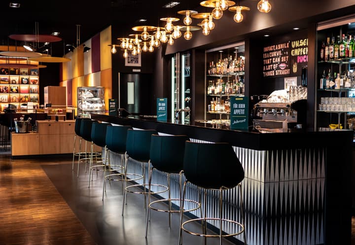 Holiday Inn Zurich - Messe by IHG