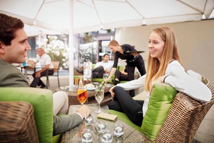 Holiday Inn Zurich - Messe by IHG