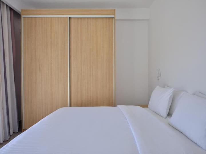 Kosmoplaz Beach Hotel