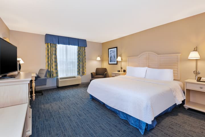 Hampton Inn & Suites Cape Cod-West Yarmouth