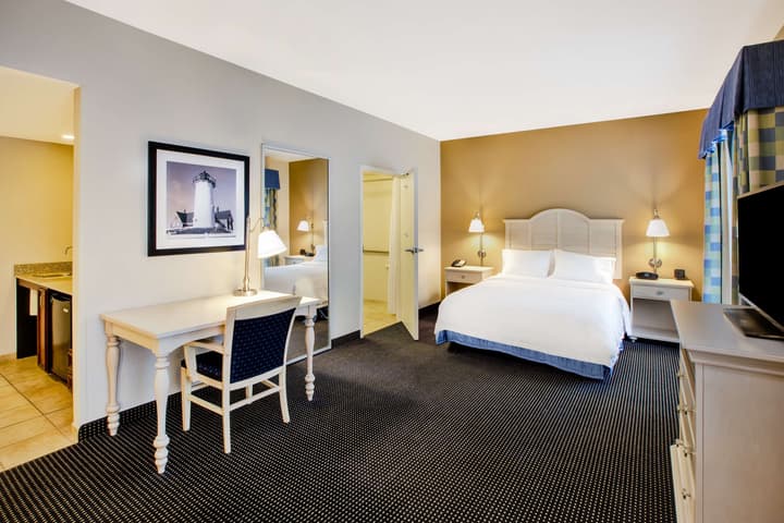 Hampton Inn & Suites Cape Cod-West Yarmouth