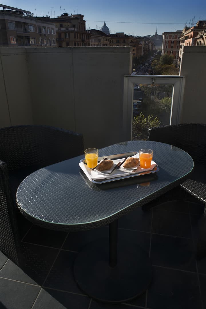 Twentyone Hotel