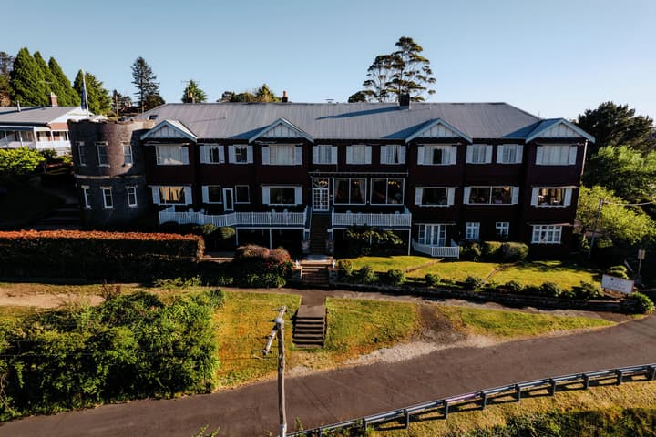 Mountain Heritage Hotel