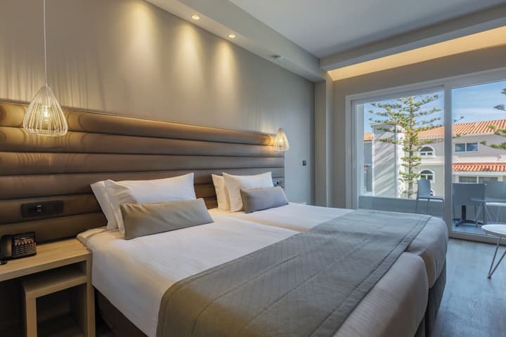 Alexandra Beach Resort & Spa